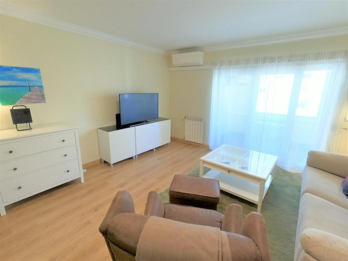 Carnaxide Modern T1 Apartment W Balcony In Carnaxide Oeiras Lisbon Esterno foto