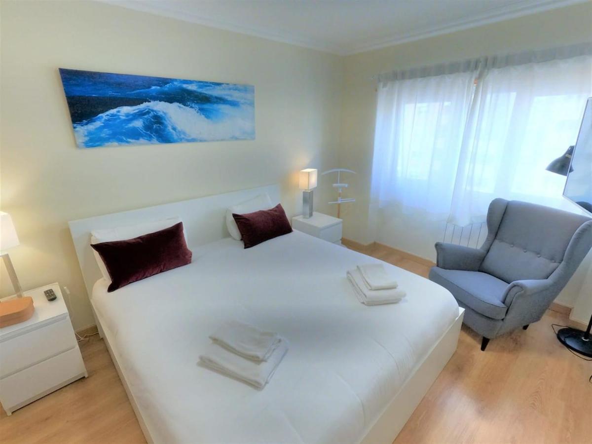 Carnaxide Modern T1 Apartment W Balcony In Carnaxide Oeiras Lisbon Esterno foto