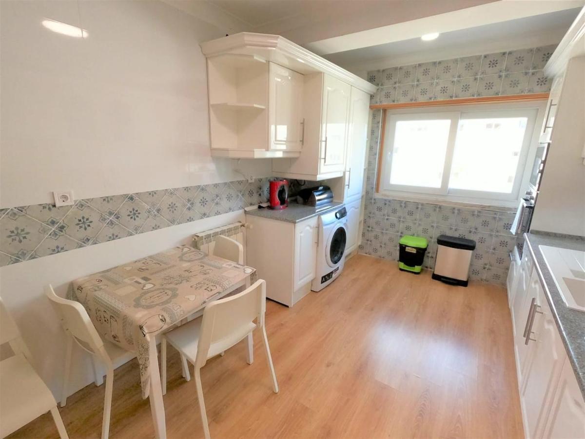 Carnaxide Modern T1 Apartment W Balcony In Carnaxide Oeiras Lisbon Esterno foto