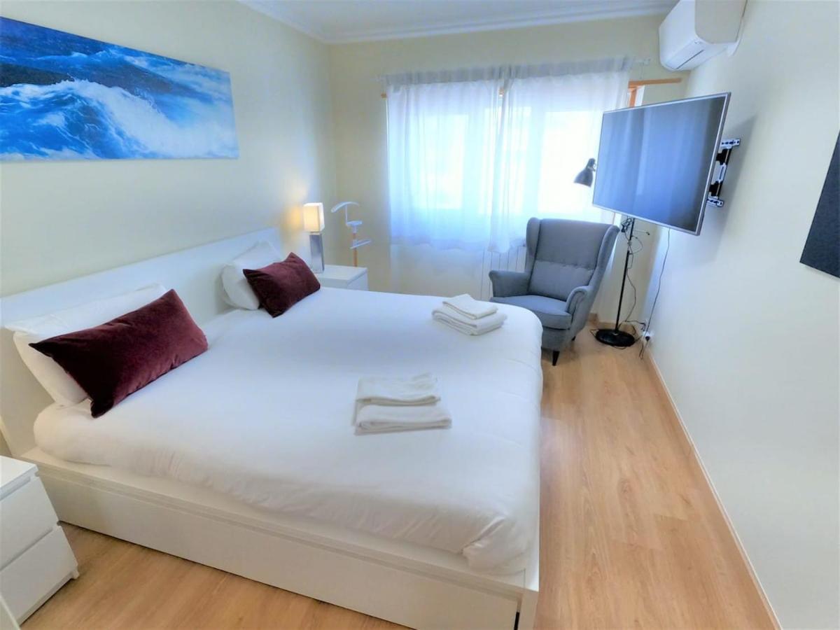 Carnaxide Modern T1 Apartment W Balcony In Carnaxide Oeiras Lisbon Esterno foto
